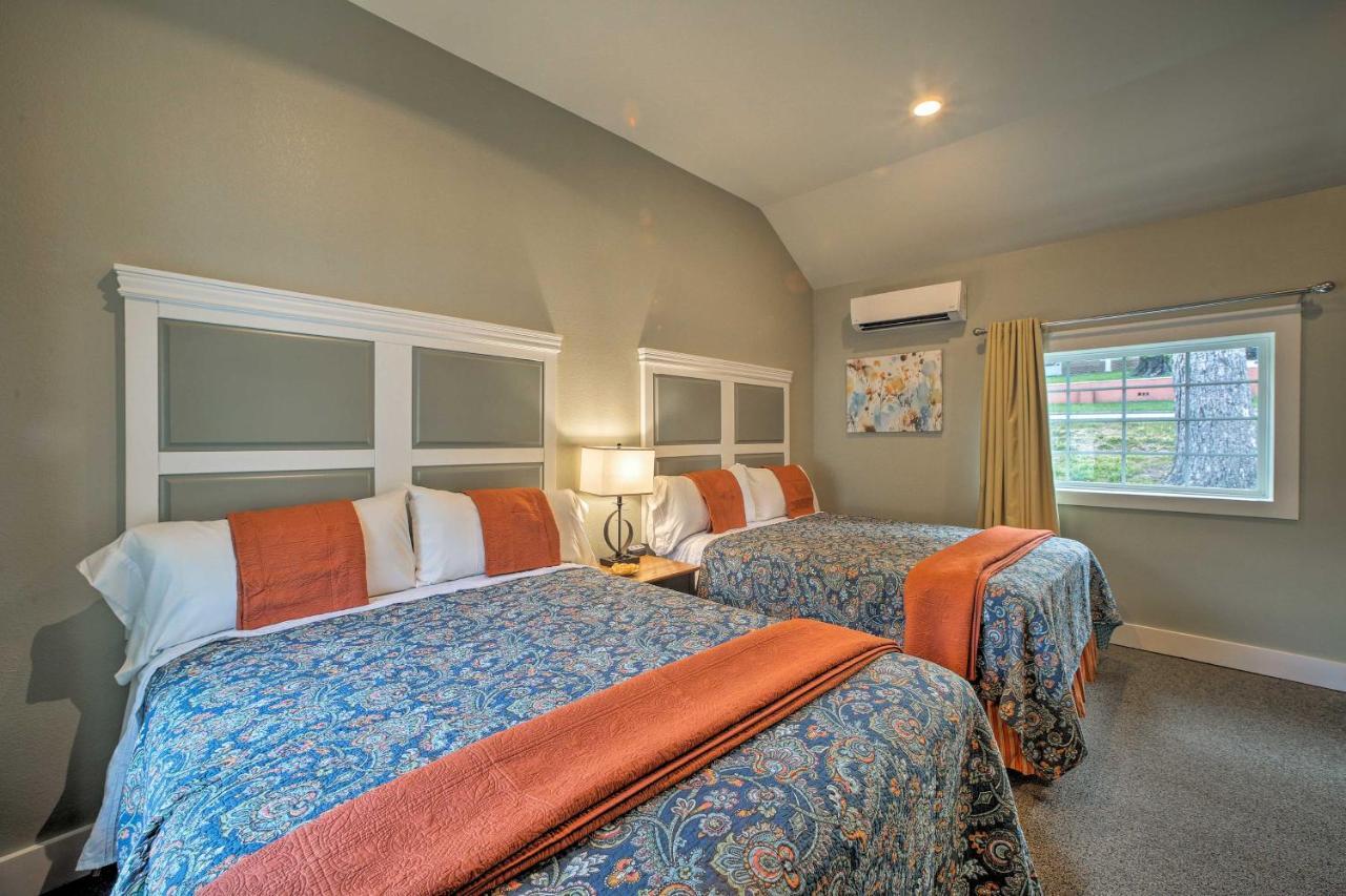 Downtown Branson Cottage With Pool Access! Exterior photo